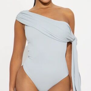 NWT Light Blue Women's Soft Top!
#spring